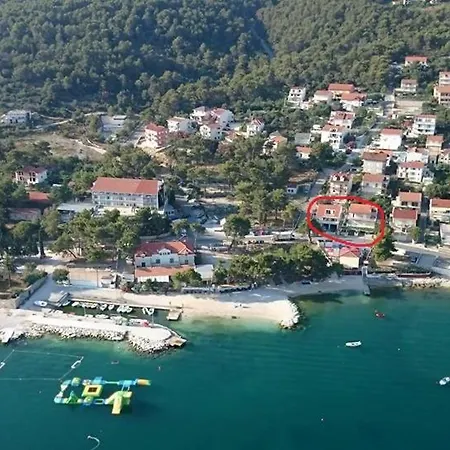 Apartments Sara Trogir Exterior photo