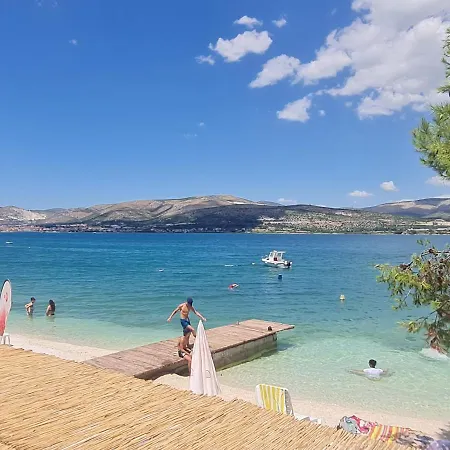 Apartments Sara Trogir Exterior photo