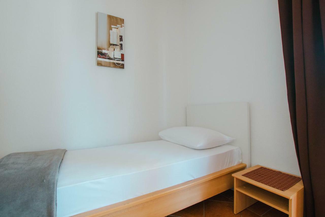 Sara Apartman Trogir