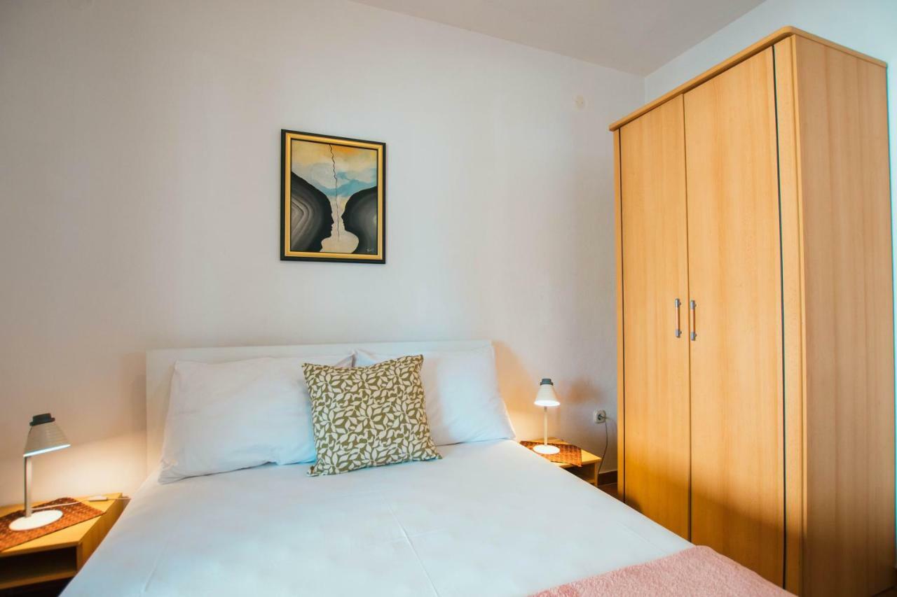 Sara Apartman Trogir